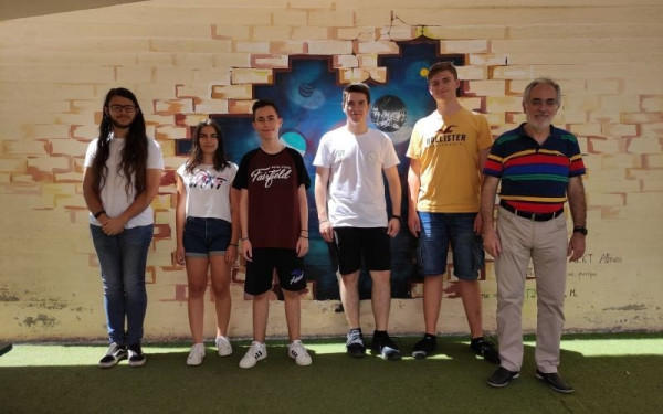 Μαθητές κατασκεύασαν εκπαιδευτικό δορυφόρο για τον Ευρωπαϊκό Οργανισμό Διαστήματος