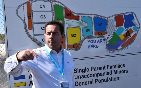 Ν. Μηταράκης: Προτεραιότητά μου να συνεννοηθώ με τους πρέσβεις του Πακιστάν και του Μπαγκλαντές για την επιστροφή μεταναστών (βίντεο)