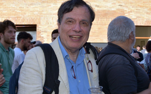 Με ελληνικούς νησιώτικους χορούς χαλαρώνει ο Τζόρτζιο Παρίζι, ο επιστήμονας που τιμήθηκε με το Νόμπελ Φυσικής