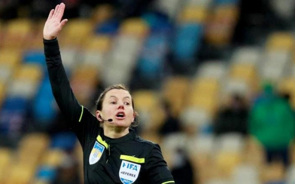 Γυναικεία υπόθεση η διαιτησία στο Ανδόρα - Αγγλία