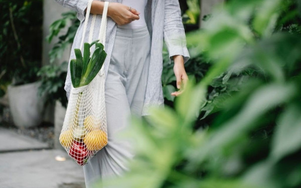 ΕΛΣΤΑΤ: Οικονομική δυσκολία να καλύψει αναγκαίες δαπάνες δηλώνει το 34,6% του μη φτωχού πληθυσμού της χώρας