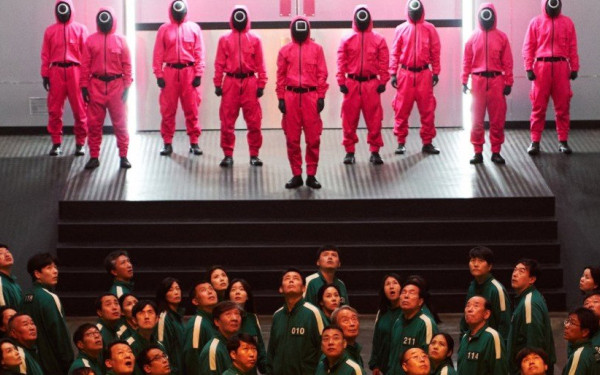 "To παιχνίδι του καλαμαριού": Παγκόσμιο "αμόκ" και ανησυχία για τα παιδιά (βίντεο)