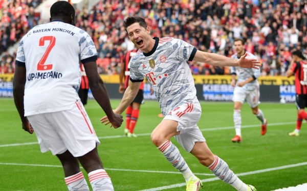 Γερμανία: Η Μπουντεσλίγκα δε θα διακοπεί, παρά την έξαρση της πανδημίας