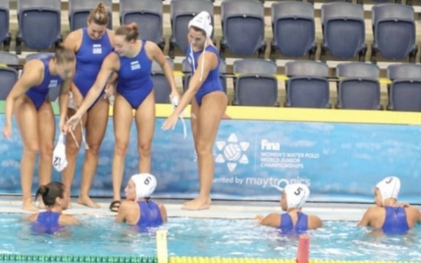 Πόλο: Ασημένια η Εθνική νέων γυναικών στο παγκόσμιο (βίντεο)