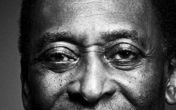 Ο Πελέ έγινε 81 ετών και το ποδόσφαιρο γιορτάζει (βίντεο)