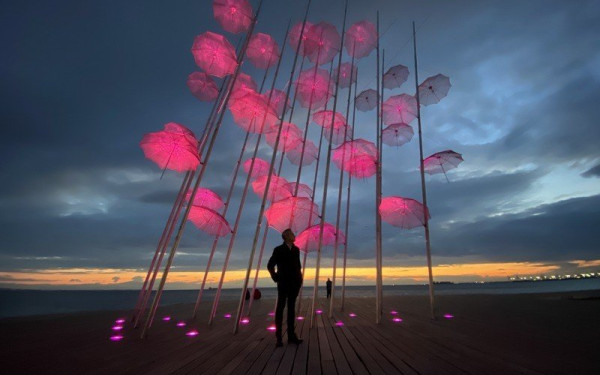 Παγκόσμια Ημέρα της Γυναίκας: Από τις «Ομπρέλες» του Ζογγολόπουλου δίνουμε το σύνθημα ενάντια στην έμφυλη βία