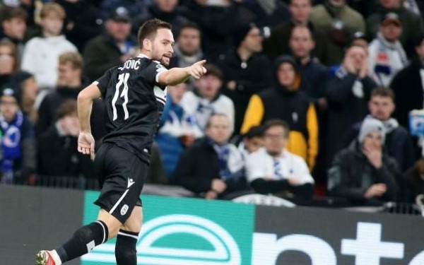 ΠΑΟΚ: Η UEFA βγάζει το καπέλο στον Ζίβκοβιτς για το γκολ κόντρα στην Κοπεγχάγη (βίντεο)