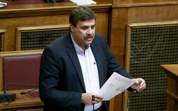 ΣΥΡΙΖΑ: Στη Βουλή το θέμα των self – tests