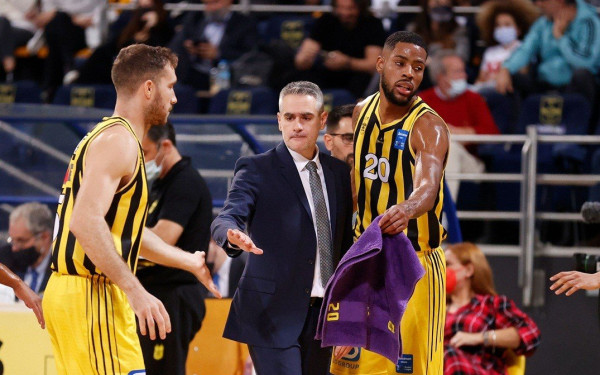 Μπάσκετ: Εκτός δράσης για ακόμη δύο μήνες ο Σχίζας