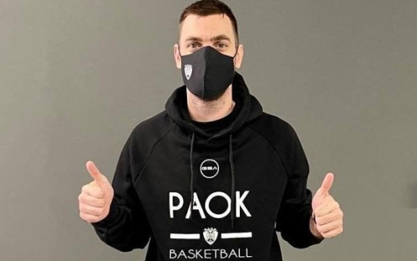Μπάσκετ: Στη Θεσσαλονίκη για τον ΠΑΟΚ ο Μάντζαρης (βίντεο)