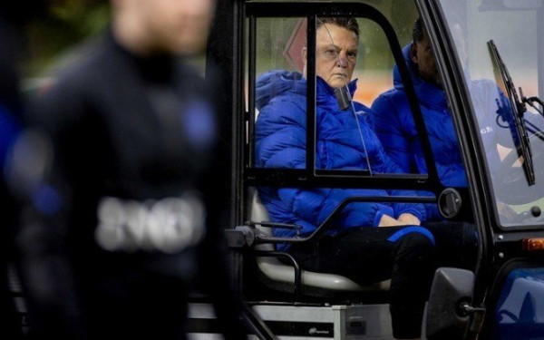 Ολλανδία: Το κρίσιμο ματς με τη Νορβηγία, το ποδήλατο και το αναπηρικό καροτσάκι