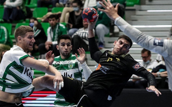 Χάντμπολ: Άνανδρη επίθεση από οπαδούς της Σπόρτινγκ Λισαβόνας σε φίλους της ΑΕΚ 