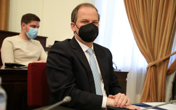 Κ.Καραμανλής: Συμπληρωματικός κατάλογος απαλλοτριώσεων στο υπουργικό