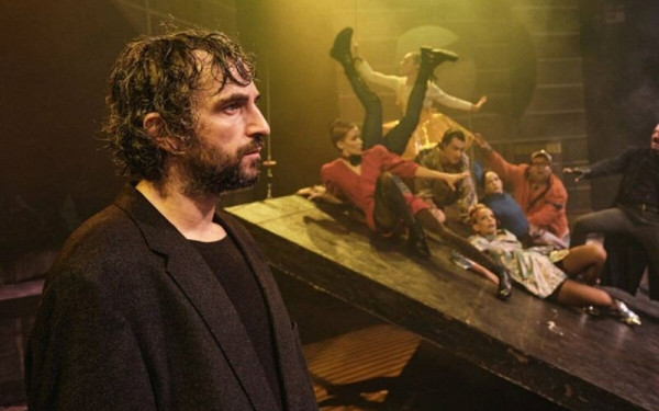 Γεωργιάδης: Ο Σερβετάλης αφήνει άνεργους ηθοποιούς επειδή δεν περνάει στη χώρα το δικό του;