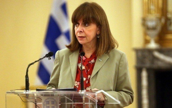 Κ. Σακελλαροπούλου: Η Ελληνική Πολιτεία είναι στο πλευρό των ομογενών της Ουκρανίας