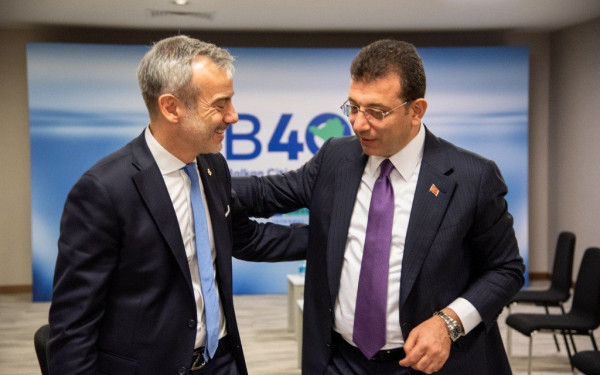 Στην Κωνσταντινούπολη για τη Σύνοδο Δημάρχων Βαλκανικών Πόλεων ο Κ. Ζέρβας