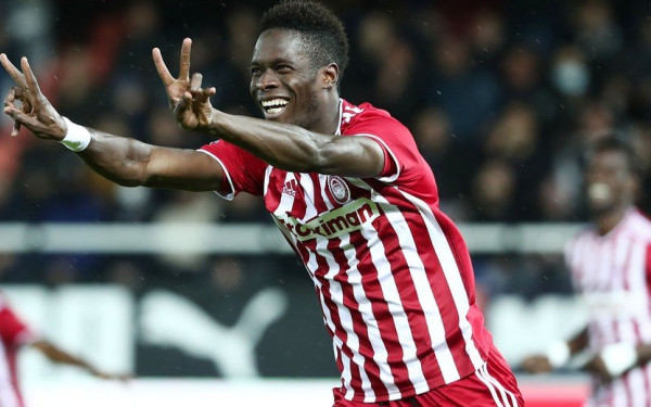 Super League: Νίκη με ανατροπή στο Ηράκλειο ο Ολυμπιακός (βίντεο)