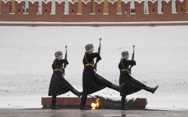 Διαψεύδει η Μόσχα επίσκεψη Πούτιν στην Αγκυρα