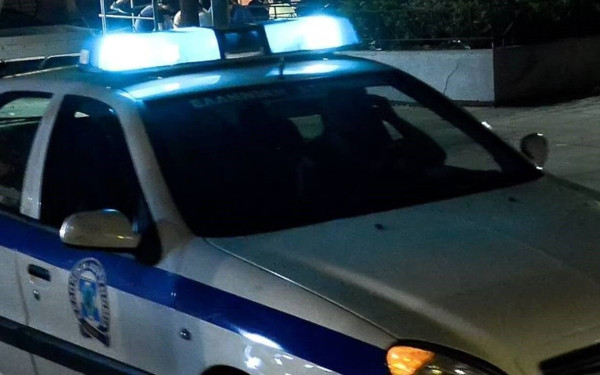 Τέσσερα άτομα στο νοσοκομείο μετά από επίθεση στη μέση του δρόμου στα Ιωάννινα Τέσσερα άτομα στο νοσοκομείο μετά από επίθεση στη μέση του δρόμου στα Ιωάννινα