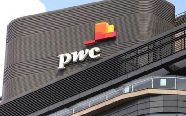 PwC Ελλάδας: Πρωτοπορεί και εισάγει τετραήμερη εργασία για τους νέους auditors