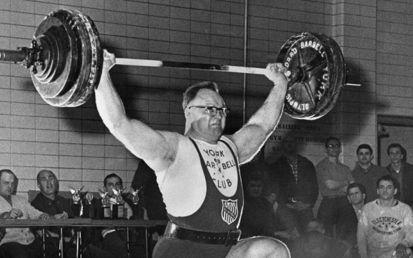 Γιούρι Βλασόφ: Ο διανοούμενος αρσιβαρίστας με τα 31 παγκόσμια ρεκόρ