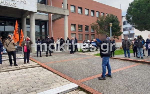 Προφυλακιστέοι τρεις από τους 11 "θεματοφύλακες" για την αρπαγή του γυμνασιάρχη στο Αιγίνιο