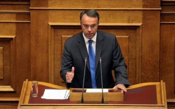 Τέλη κυκλοφορίας με το μήνα και απαλλαγή από το τέλος επιτηδεύματος για αγρότες και αλιείς