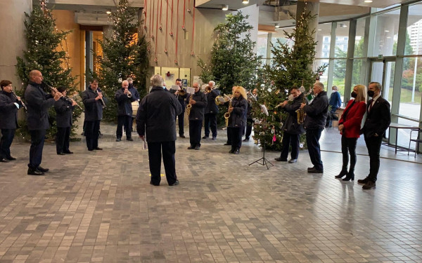 Θεσσαλονίκη: Τα κάλαντα στο δήμαρχο... (βίντεο-φωτ.)