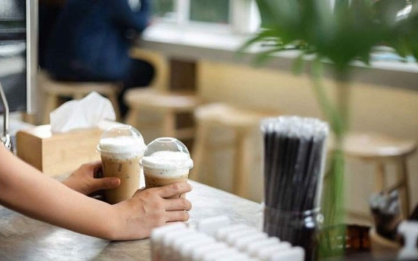 «Χρυσός» ο καφές στο χέρι - Πόσο έχει αυξηθεί η τιμή του τα τελευταία δύο χρόνια (βίντεο)