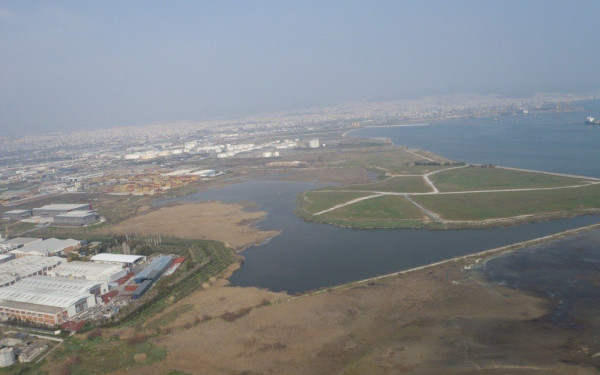 Ταυτοποιήθηκε η σορός της γυναίκας που βρέθηκε το Σάββατο στο φράγμα στο Καλοχώρι (βίντεο)