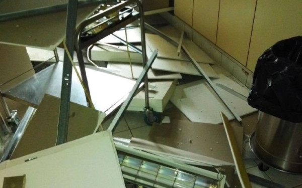 Ευαγγελισμός: Κατέρρευσε ψευδοροφή στο νοσοκομείο – Τραυματίστηκαν δύο εργαζόμενες (βίντεο-φωτ.)