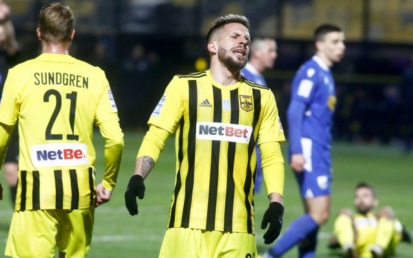 Κύπελλο: Η "αφλογιστία" κράτησε τον Άρη στο 0-0 με τη Λαμία (βίντεο)