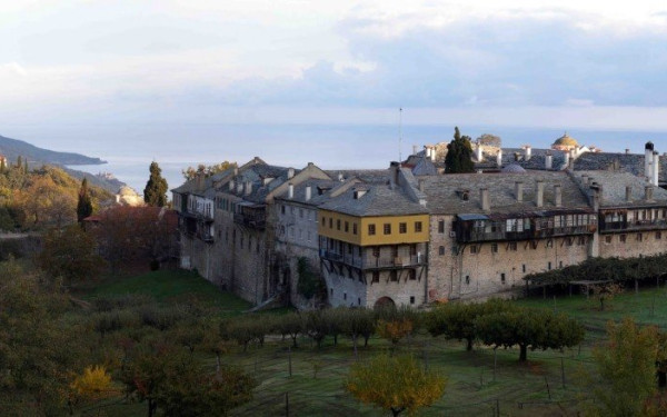 Εφιάλτης στη μονή Φιλοθέου στο Αγιον Ορος - Και τέταρτος μοναχός νεκρός από κορονοϊό!