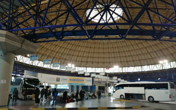 Θεσσαλονίκη: Νεαρός άνδρας βρέθηκε νεκρός στα ΚΤΕΛ «Μακεδονία»