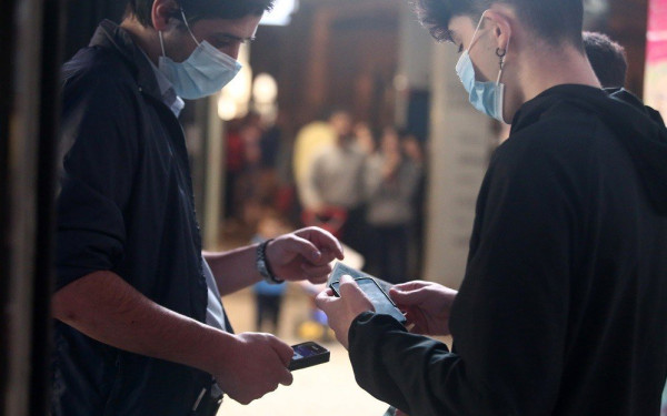 Γερμανία: Ο ιολόγος του νοσοκομείου Charite τονίζει ότι η πανδημία του κορονοϊού έχει τελειώσει, αλλά...