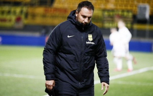 Στο πλευρό των δύο τραυματισμένων φιλάθλων η ΠΑΕ Άρης