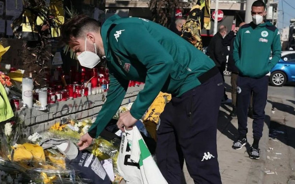 «Ποτέ ξανά. Καλό ταξίδι Άλκη»: Το μήνυμα της ομάδας του Παναθηναϊκού στο σημείο της δολοφονίας του 19χρονου