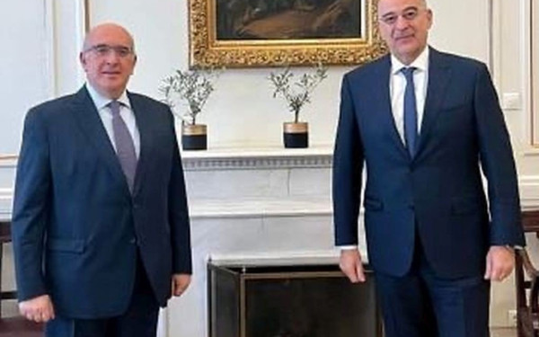 Επανεκκίνηση των πτήσεων τσάρτερ με τη Ρωσία και ρωσικές επενδύσεις σε Κοζάνη και Φλώρινα ζήτησε από τον Ν. Δένδια ο Μ. Παπαδόπουλος