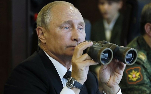 Έξαλλος ο Πούτιν με την πορεία της εισβολής στην Ουκρανία