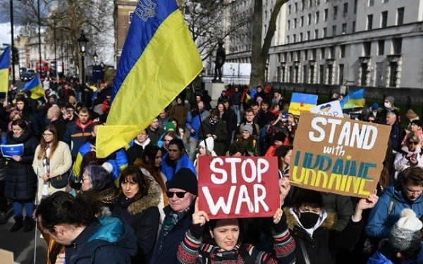 Πάνω από 900 συλλήψεις σε αντιπολεμικές διαδηλώσεις στη Ρωσία -Στις 4.000 από την αρχή της εισβολής