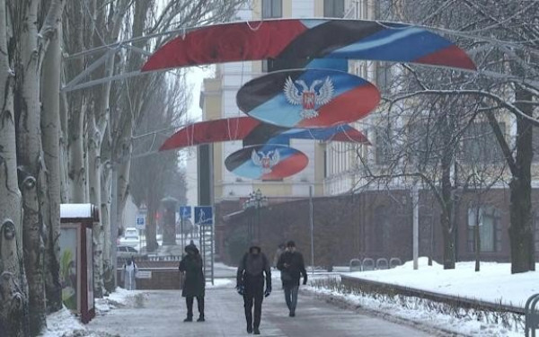 Δραματικές εξελίξεις: Βάσεις στην ανατολική Ουκρανία «βλέπουν» οι Ρώσοι