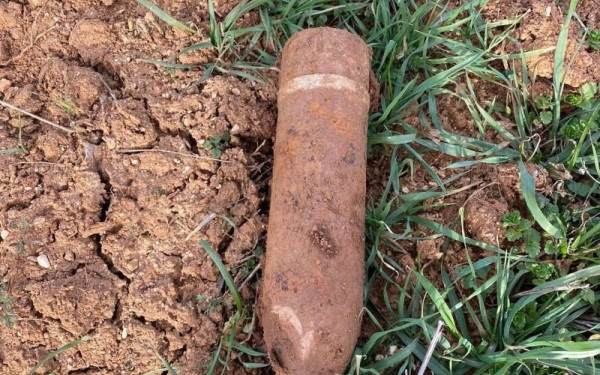 Θεσσαλονίκη: Συναγερμός για οβίδα που εντοπίστηκε σε οικόπεδο στα Τσαΐρια