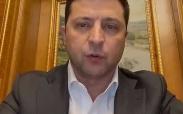 Πόλεμος στην Ουκρανία: Νέο διάγγελμα Ζελένσκι - «Μην πανικοβάλλεστε, είμαστε έτοιμοι για όλα, θα νικήσουμε» (βίντεο)