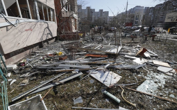 Ουκρανία: Τρεις άνθρωποι σκοτώθηκαν προσπαθώντας να μπουν σε καταφύγιο που ήταν κλειδωμένο