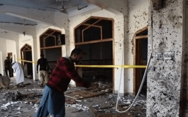 Τουλάχιστον 33 νεκροί σε έκρηξη σε τέμενος στο Αφγανιστάν