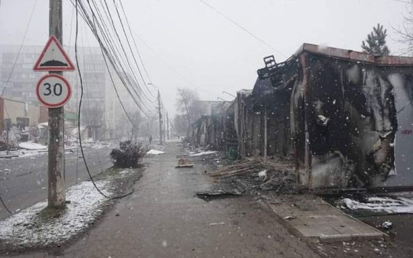 Χιλιάδες άμαχοι εγκλωβισμένοι στη Μαριούπολη -  Ανοιχτό το ενδεχόμενο για ανθρωπιστικό διάδρομο