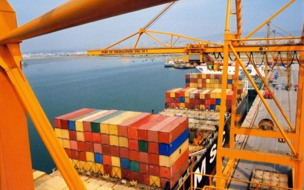 Θεσσαλονίκη: Νέα Συλλογική Σύμβαση Εργασίας υπέγραψαν ΟΛΘ ΑΕ και Ομοσπονδία Φορτοεκφορτωτών Ελλάδος