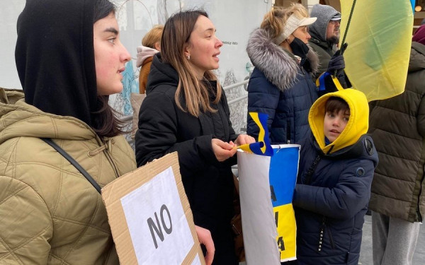 Παράταση έως τον Μάρτιο του 2027 για το καθεστώς προσωρινής προστασίας σε πάνω από 4 εκατομμύρια Ουκρανούς