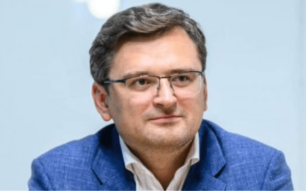 Ουκρανία - Κουλέμπα: «Σήμερα η Ρωσία θέλει πόλεμο. Θα χρειαστεί χρόνος για τις ειρηνευτικές προσπάθειες»