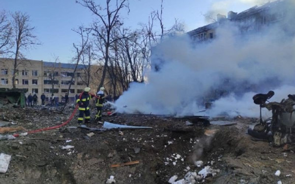 Ουκρανία: Ρωσική πυραυλική επίθεση στο Κίεβο - Στα καταφύγια οι κάτοικοι (βίντεο)